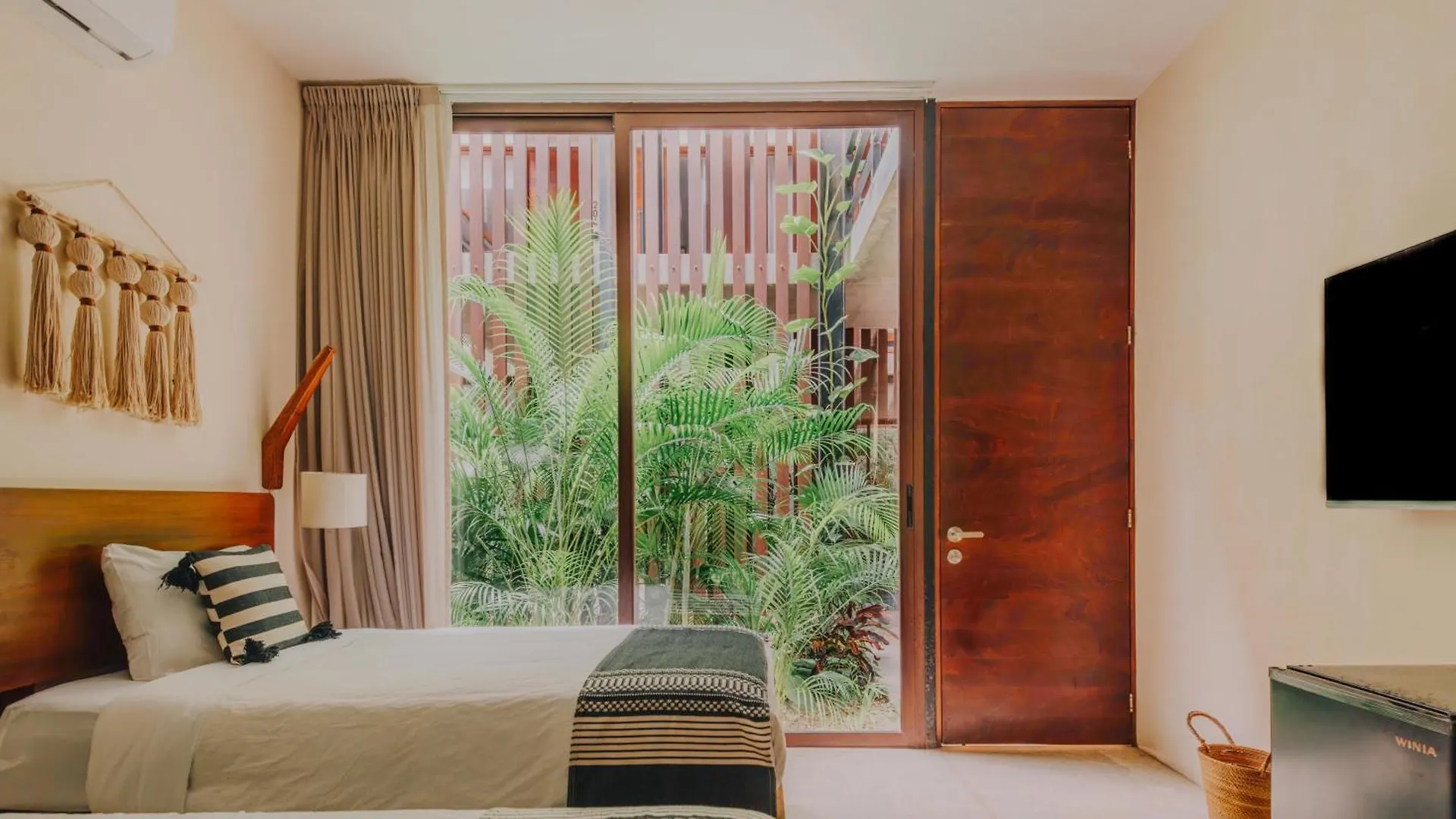 Spacious, Stylish, Comfortable, 2Bd 2Bth Condo,Private Pool 24Hr Concierge Tulum Mexiko